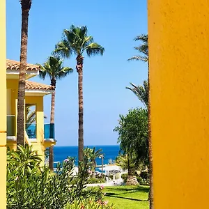 4* Resort Malama Village